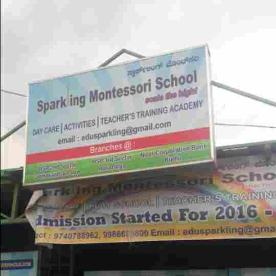 Sparkling Stars Montessori preschool logo