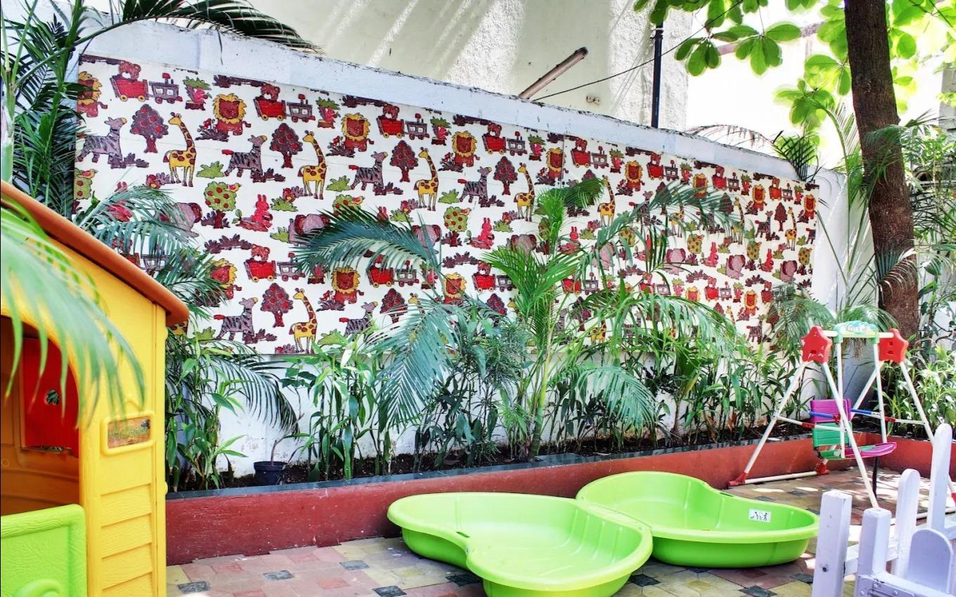 Little Feet Preschool Andheri preschool building in Andheri East, Mumbai