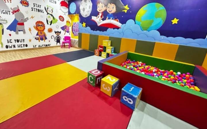 KinderNest Play School preschool building in Janakpuri, New Delhi