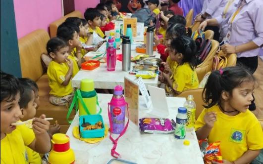 Carry On Toddlers Playschool Sector 48 preschool building in Mulund East, Mumbai
