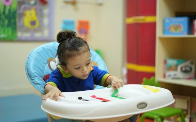 Munchkins Child Care Andheri West preschool building in Andheri West, Mumbai