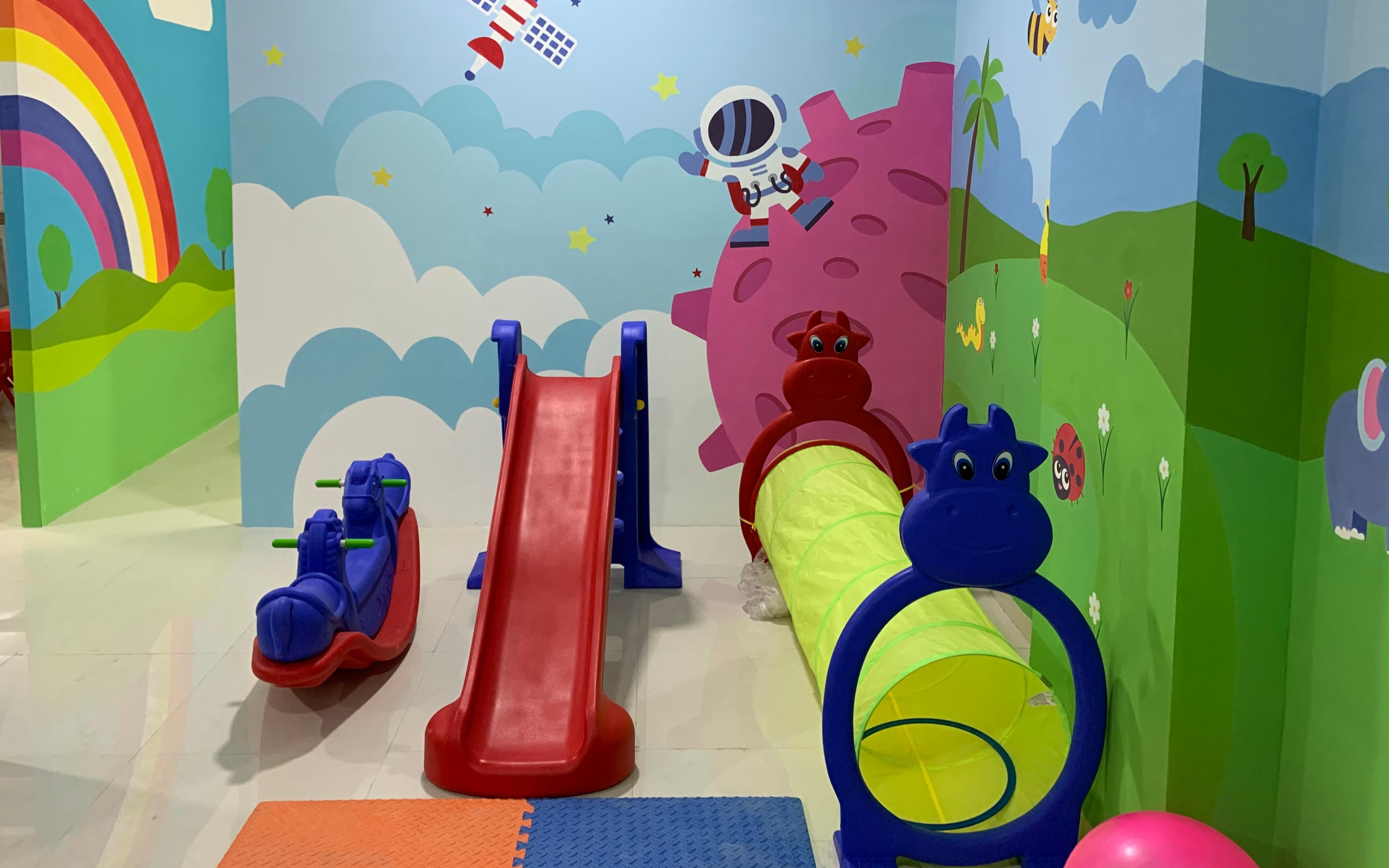 Hello Kids - Snowdrops preschool building in Sanpada, Navi Mumbai