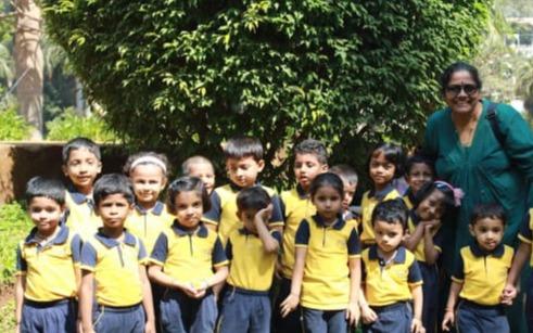 Kreative Starz Day Care Play Group Nursery And Activity Center preschool building in Bandra East, Mumbai