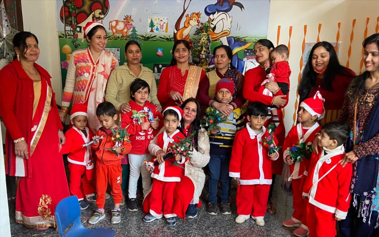 Hello Kids - Wonder World preschool building in Sector 5, Gurugram