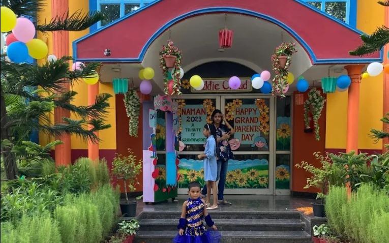 Kiddie Cloud Play School preschool building in Sector 56, Noida